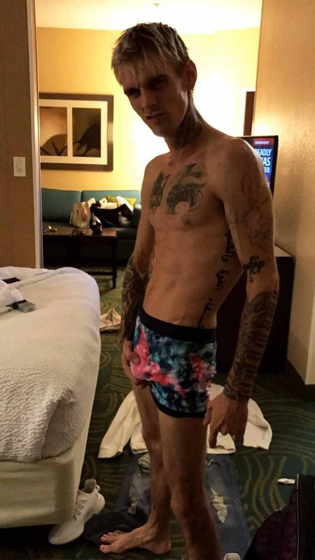 Aaron carter gay star