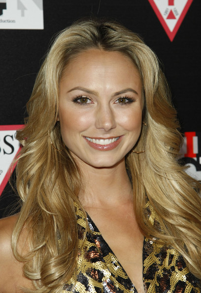 Stacy_Keibler_Guess_Conde_Nast_Host_Movies_Zd7_w1b_Sh51l