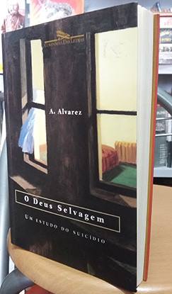 Suicídio é o tema desse livro: O Deus Selvagem