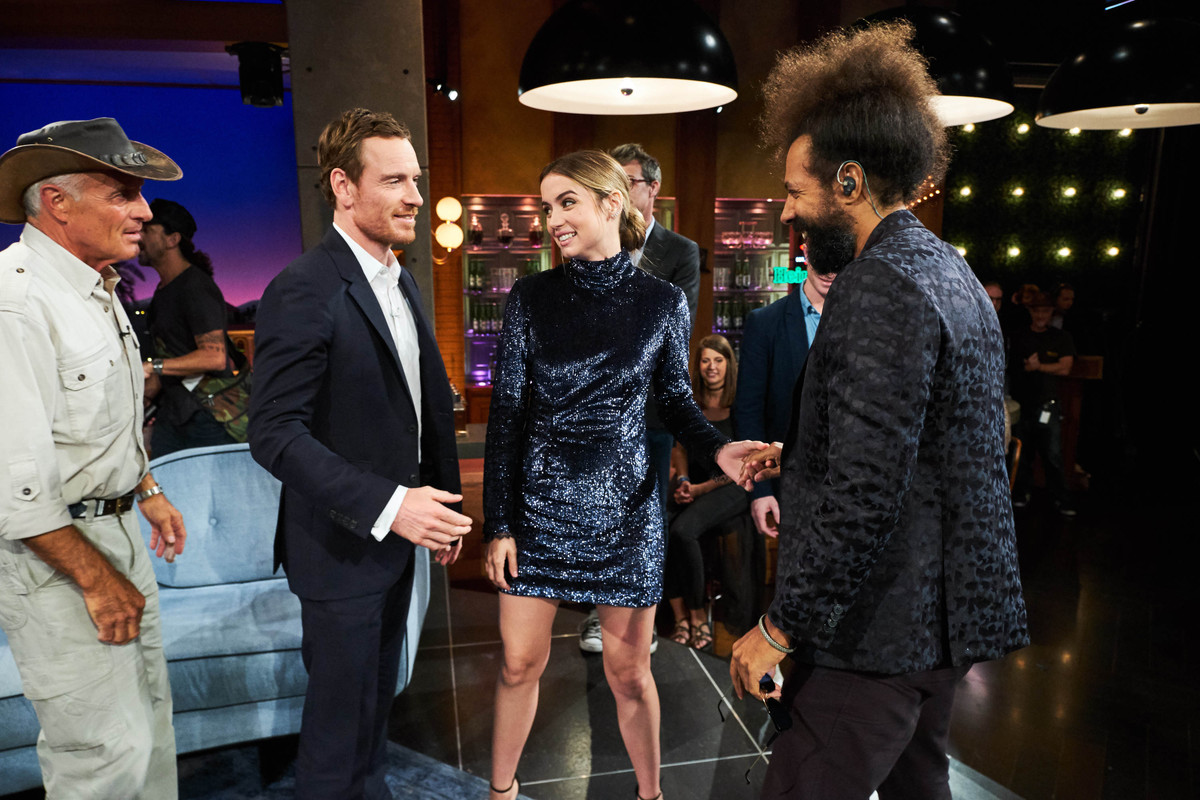 ana-de-armas-the-late-late-show-with-james-corden-october-5th-20