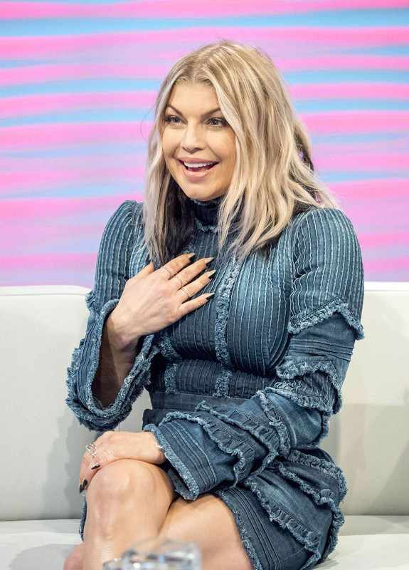 stacy-ferguson-lorraine-london-november-17th-2017-23