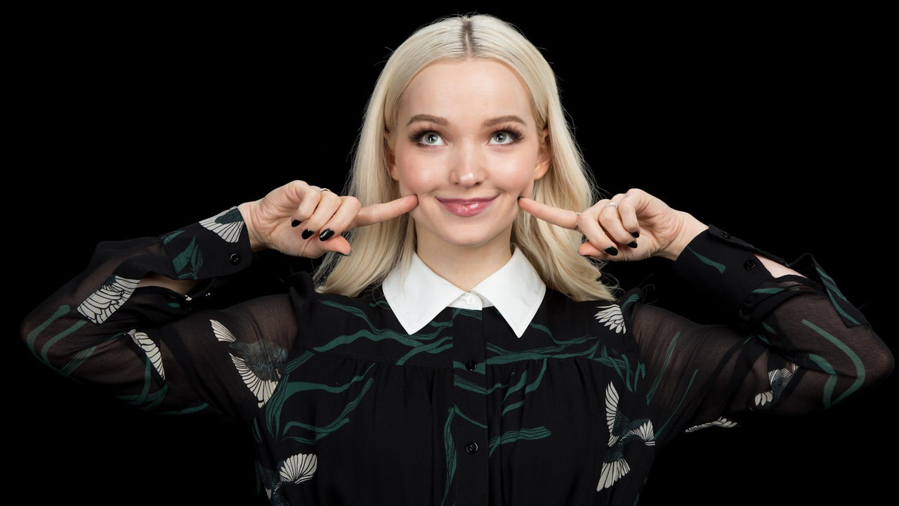 dove-cameron-inside-the-aol-build-studios-in-nyc-32118-11