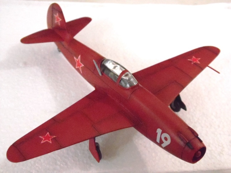 Pm model. Яковлев як-15. Як-15 модель. Model 1/72 як-15. Яковлев як-43.