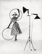 1961_fashion_simone_d_aillencourt_1957_horn_2