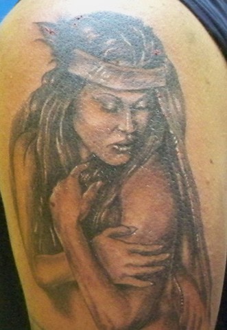 tatuaggio_con_ragazza_indiana