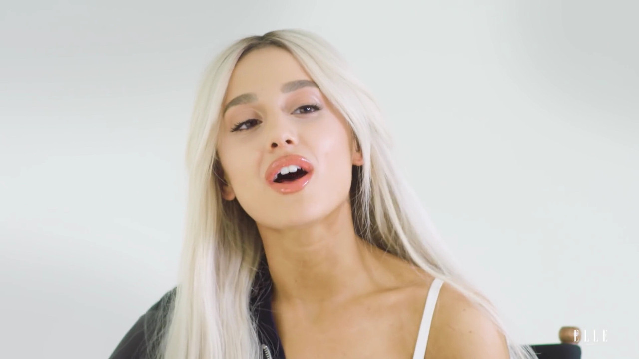 ariana-grande-elle-song-association-game-2018-capsvid-2