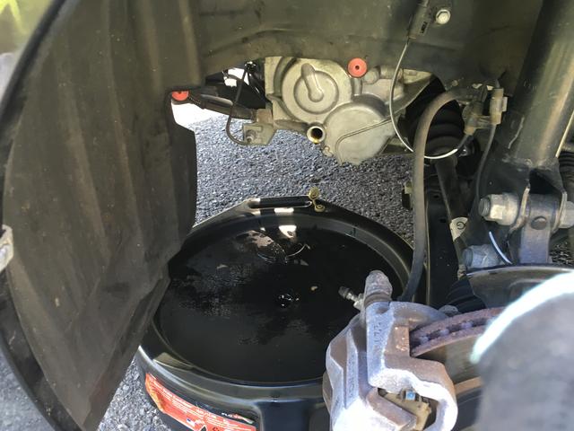 Changing gear oil for the manual transmission, Page 2